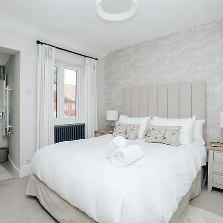 The Dragonfly - Central 2 Bedroom House Henley-on-Thames Bagian luar foto