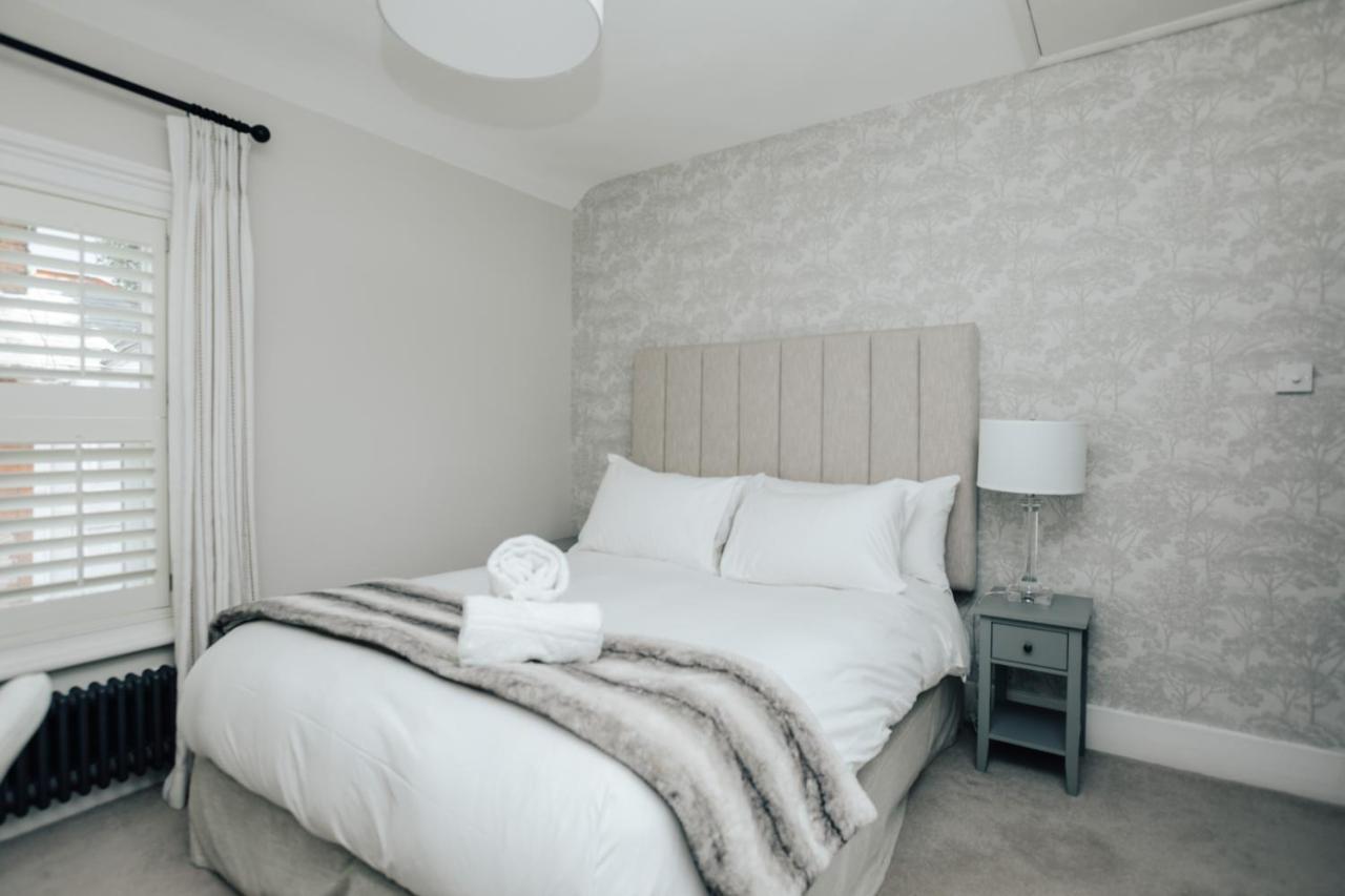 The Dragonfly - Central 2 Bedroom House Henley-on-Thames Bagian luar foto