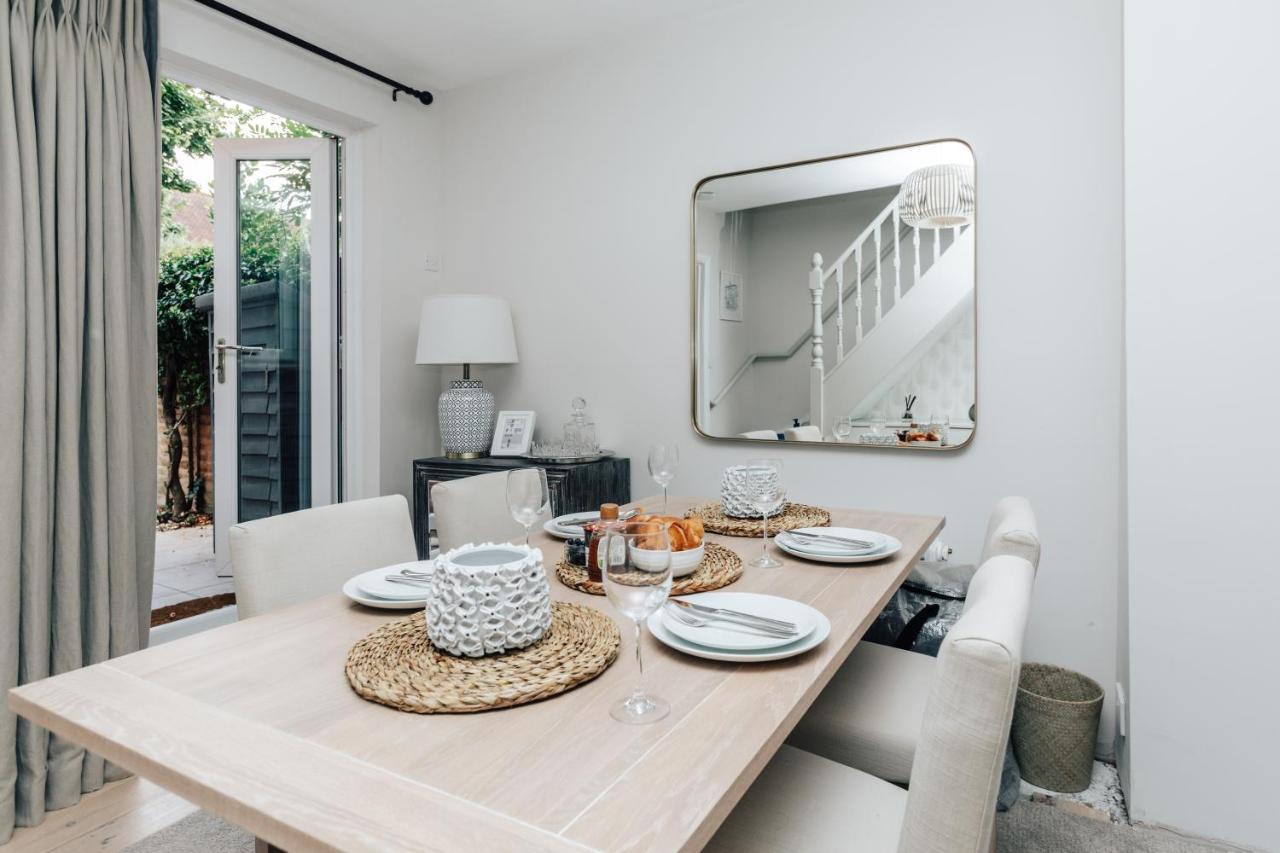 The Dragonfly - Central 2 Bedroom House Henley-on-Thames Bagian luar foto